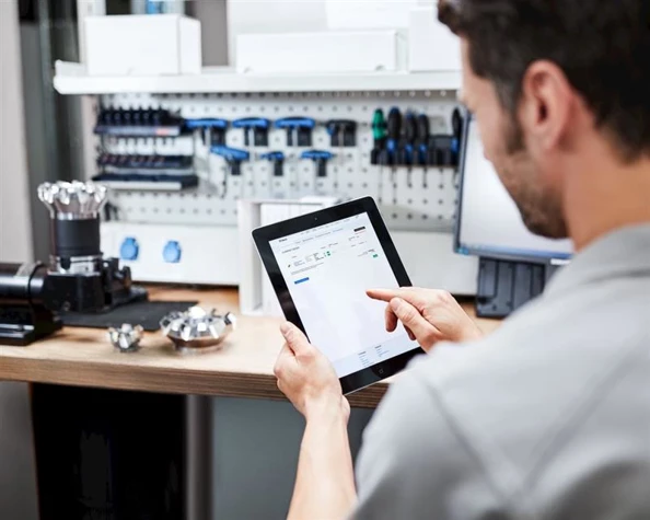 SECO tools on tablet